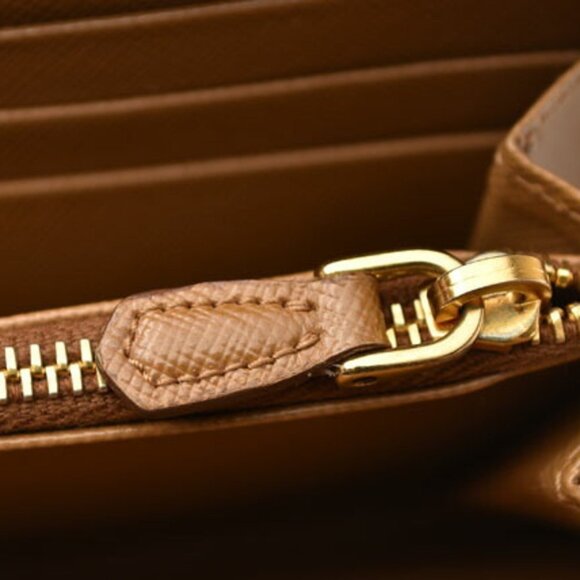 PRADA Brown Leather Saffiano Wallet - Picture 7 of 10
